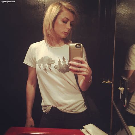 iliza schlesinger nude|Iliza Shlesinger nude pictures, onlyfans leaks, playboy photos,。